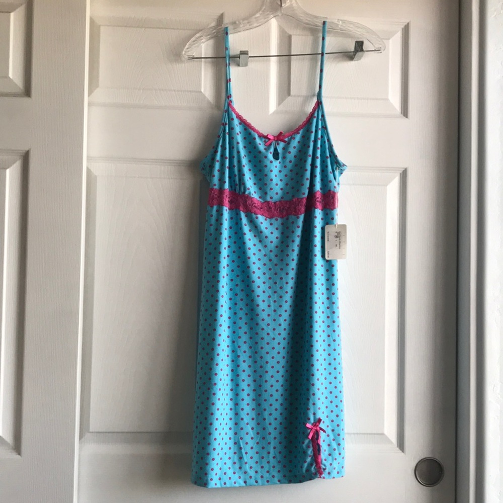 💙Host Pick NEW Undercover Chemise